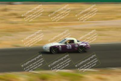 media/May-31-2025-CalClub SCCA (Sat) [[2c1a04e1ee]]/Race/Group 5/Turn 4b/